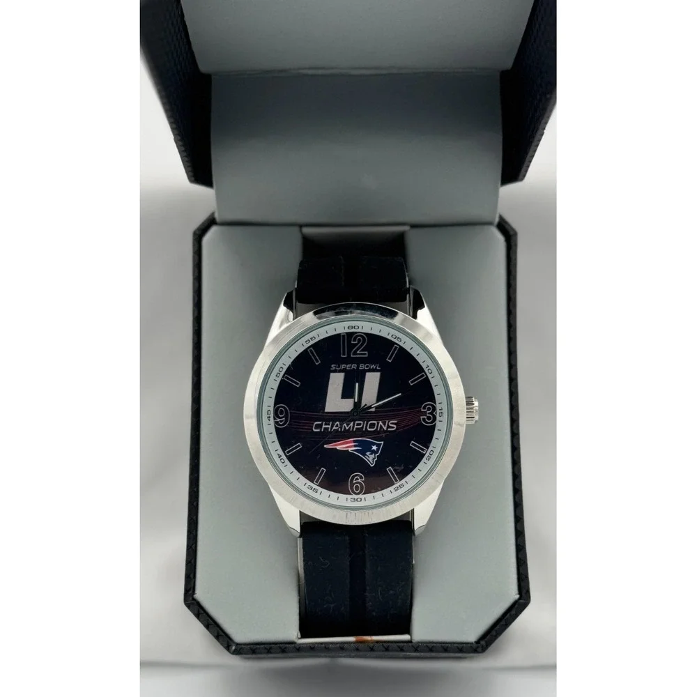 New England Patriots Super Bowl LI Champions Game Time Watch NEW - Silicone Band